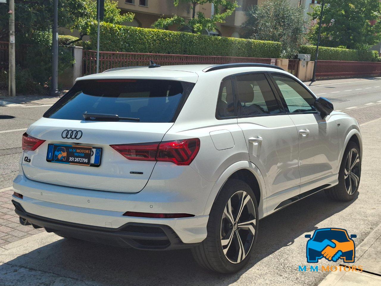 Audi Q3 40 2.0 tfsi Identity Black quattro s-line