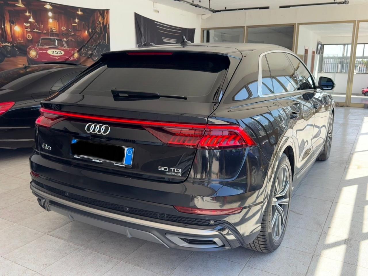 Audi Q8 50 TDI 286 CV quattro tiptronic Sport