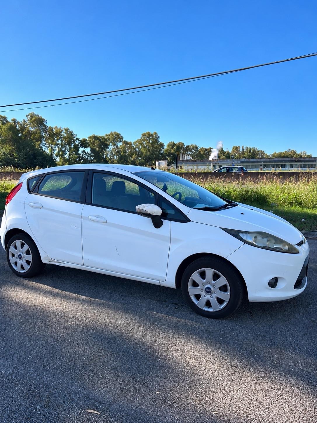 Ford Fiesta 1.4 TDCi 5p. Titanium