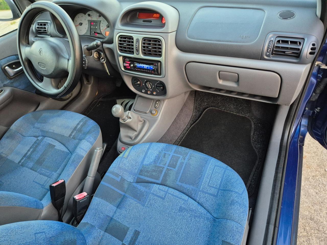 Renault Clio 1.4 cat 5 porte MTV neopatentati