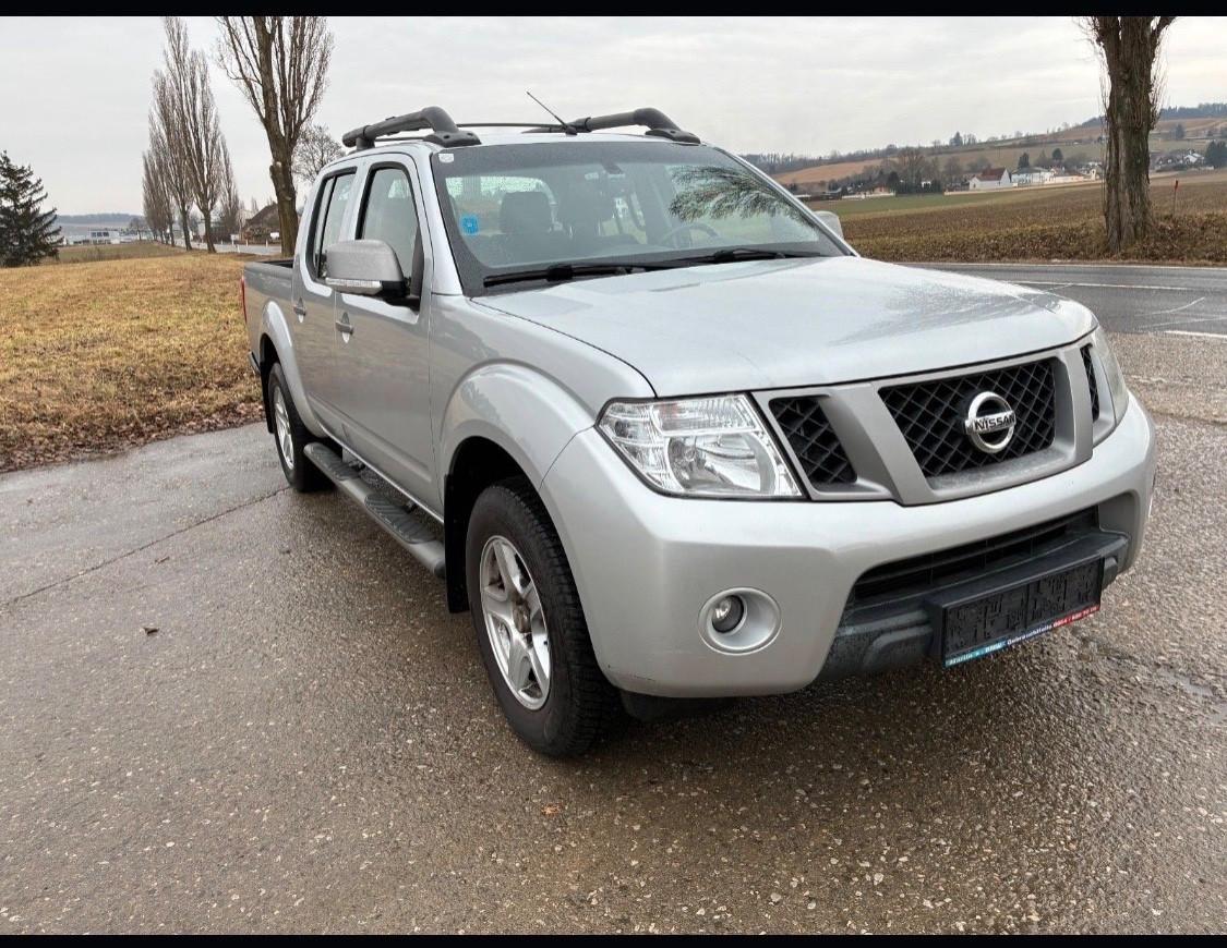 Nissan Navara 2.5 dCi Aut. 190CV 4 porte Double Cab LE Plus