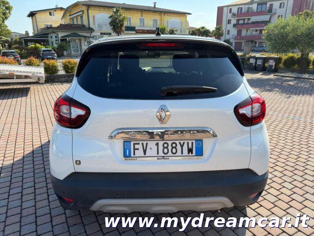 RENAULT Captur TCe 12V 90 CV Sport