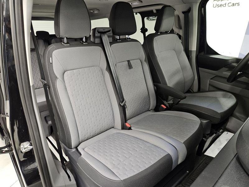Ford Tourneo Custom 320 2.0 ecoblue 170cv Titanium L2 A8
