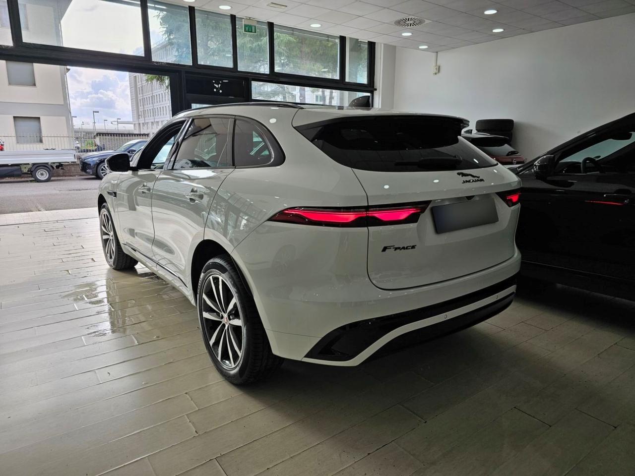 Jaguar F-Pace 2.0 D204 R-Dynamic SE awd auto c.20" TETTO Apr. LED