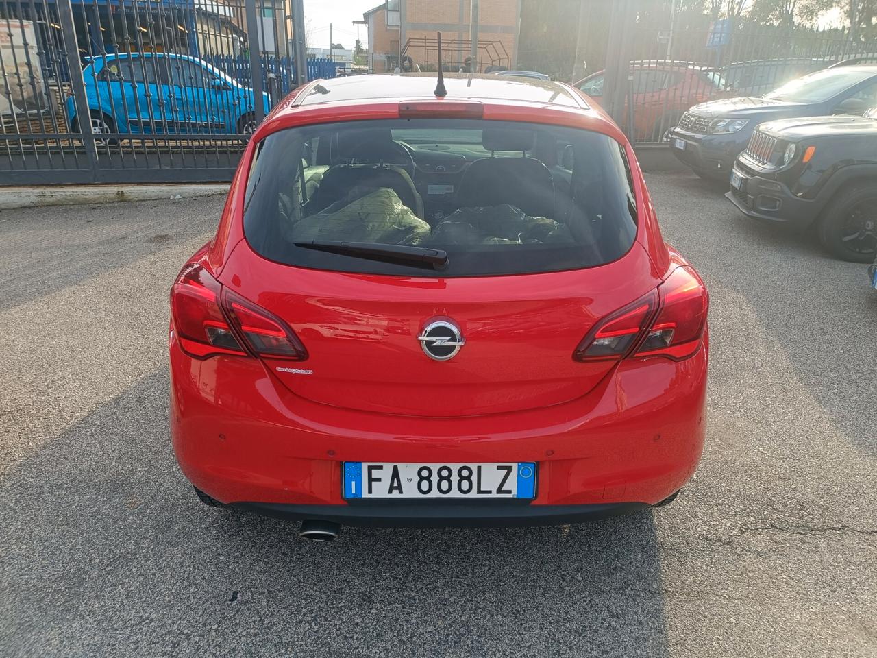 Opel Corsa 1.4 90CV Coupé b-Color