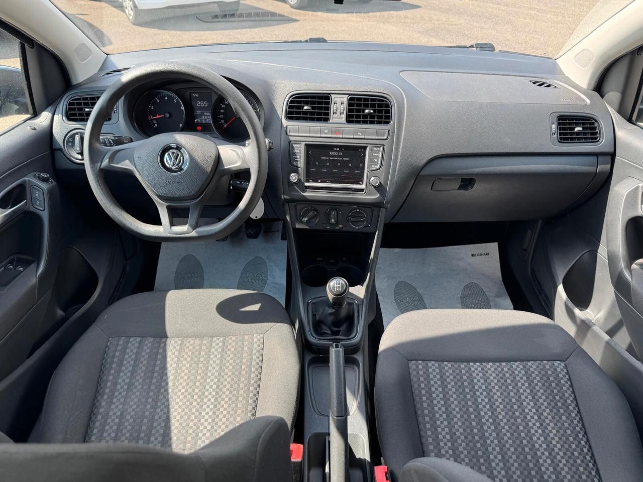 Volkswagen Polo 1.0 MPI BENZ 60CV 5P TRENDLINE 2016