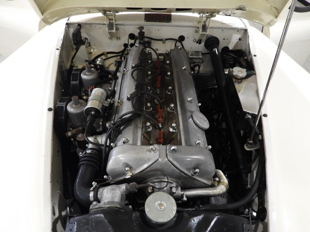 Jaguar XJ6 Berlina XK 120 3.4 LITRE O.T.S.