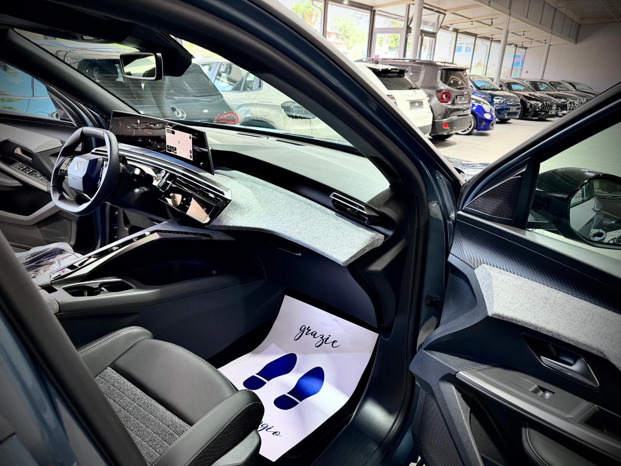 Peugeot 3008 1.2 Hybrid 145CV E-DCS6 Allure KM0
