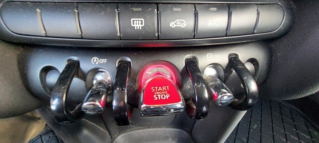 MINI ONE 1,5 DIESEL 95 CV HYPE LEGA TELEFONO SENSORI RADAR FULL LED IMPECCABILE X NEOPATENTATI