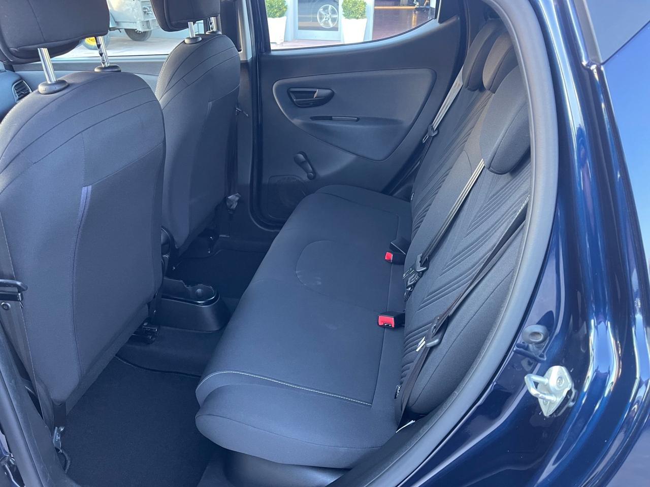 Lancia Ypsilon 1.0 FireFly 5 porte S&S Hybrid Ecochic Gold