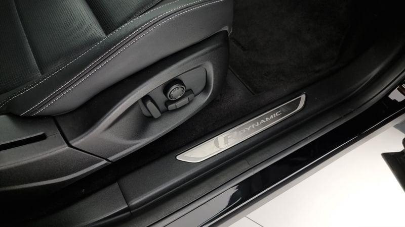 Jaguar E-Pace 2.0D I4 163 CV AWD Auto R-Dynamic SE