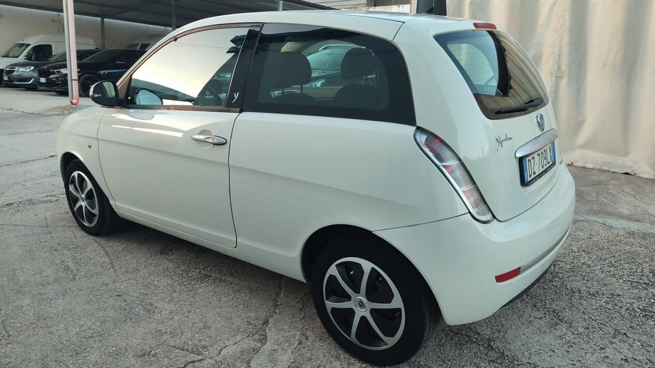 Lancia Ypsilon 1.2 Oro