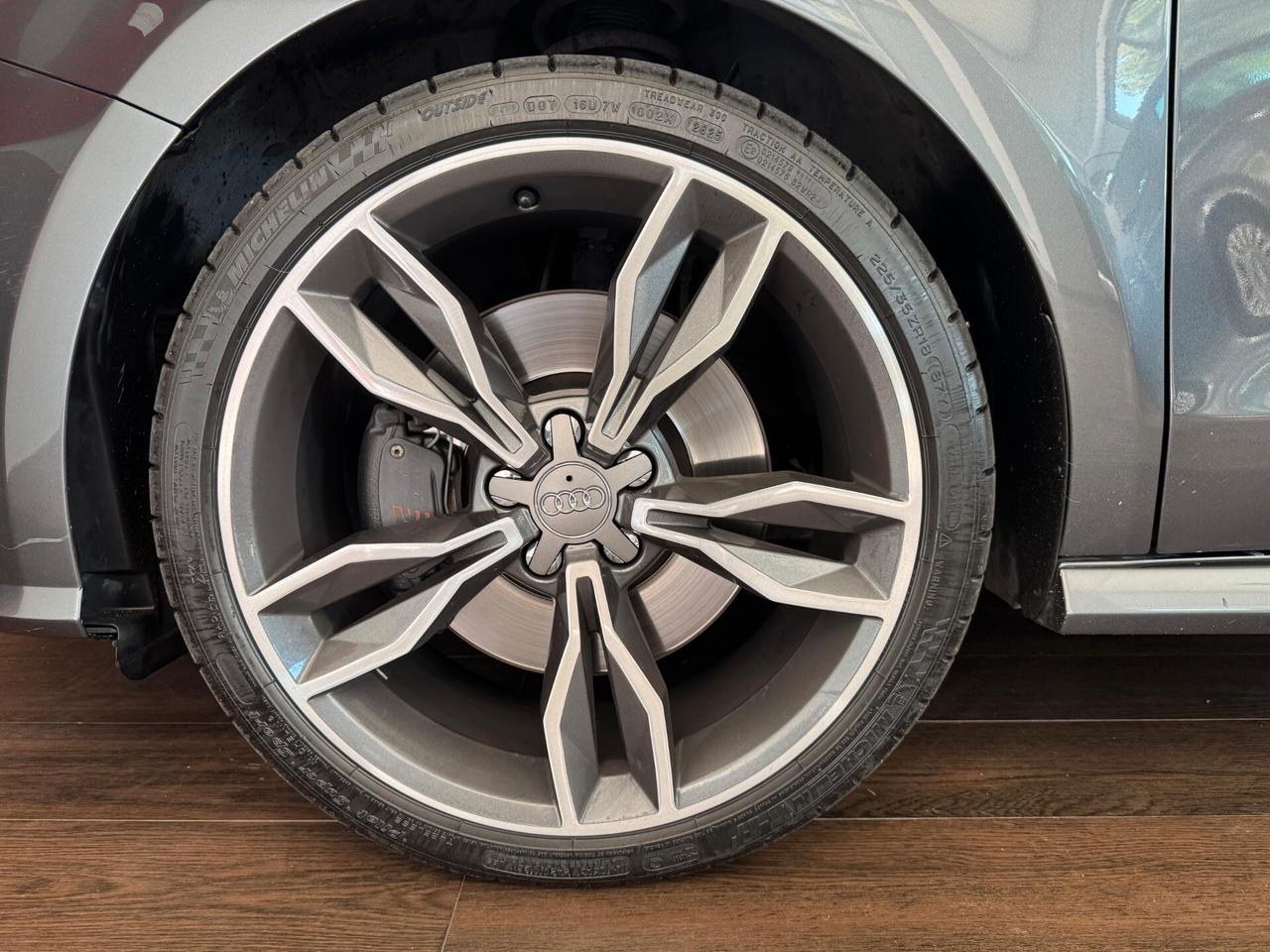 Audi A1 2.0 tfsi quattro-231CV-ITALIANA-TAGLIANDI