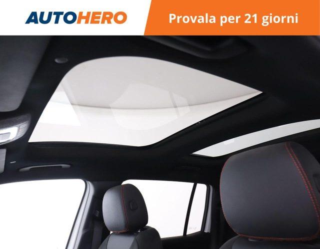 MERCEDES-BENZ GLB 200 d Automatic Premium