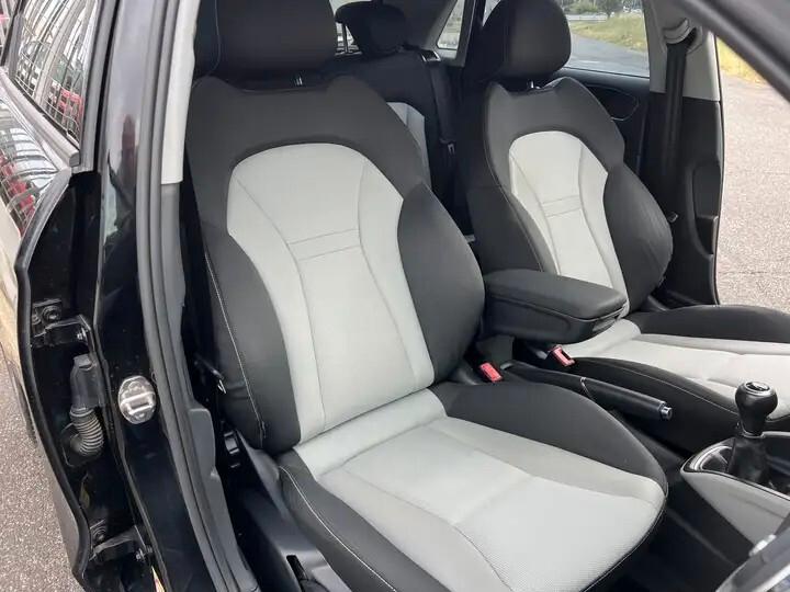 Audi A1 SPB 1.6 TDI Attraction