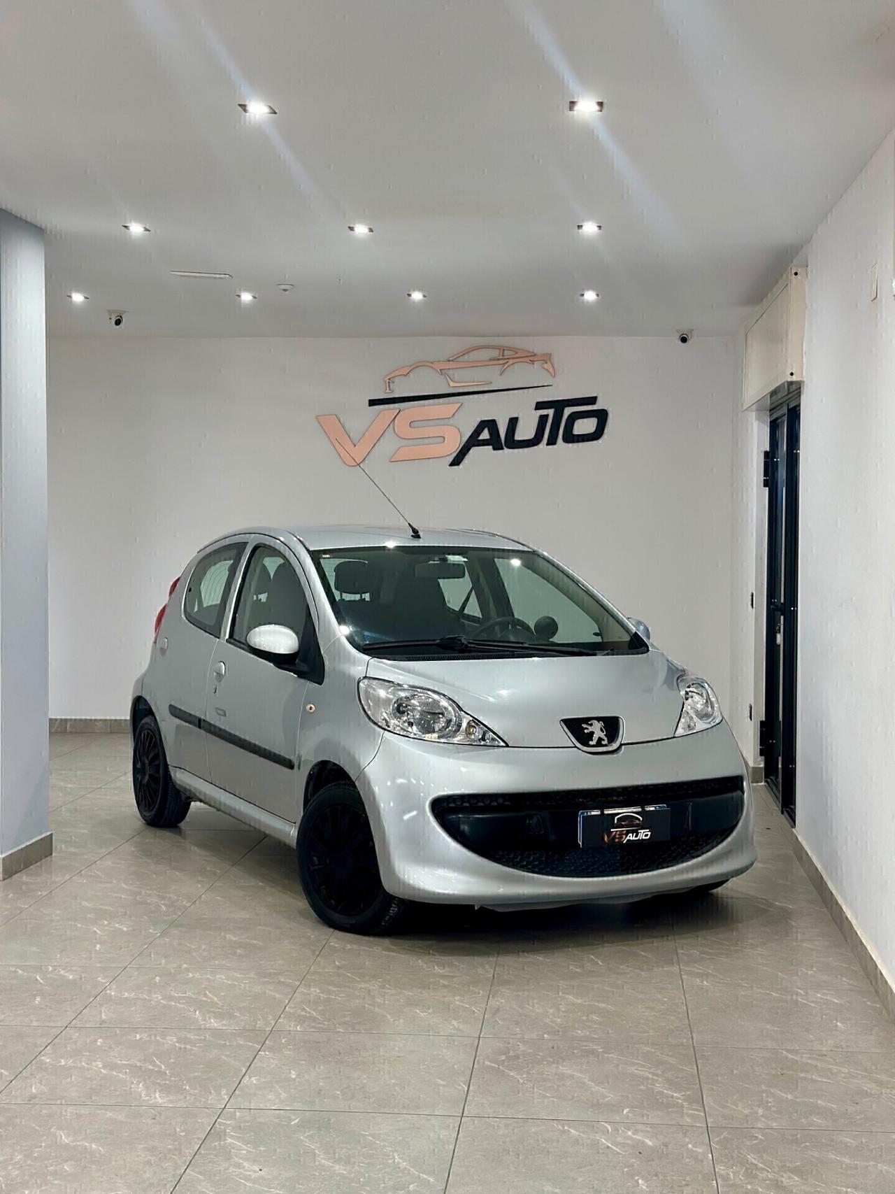 Peugeot 107 1.0 68CV 5p. Plaisir