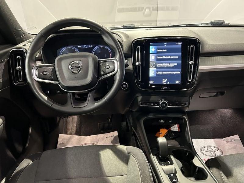 Volvo XC40 B4 AWD automatico Core