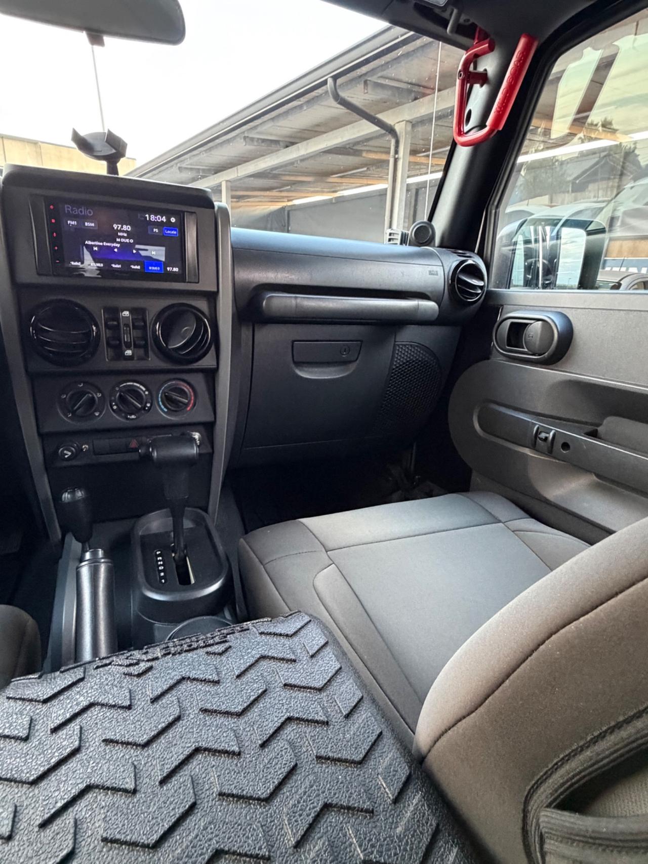 Jeep Wrangler Unlimited 2.8 CRD DPF Rubicon Auto