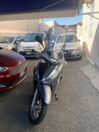 Honda SH 300