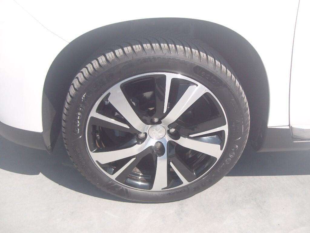 Peugeot 2008 1.6 HDi 92 CV Allure 98'000KM - 2014