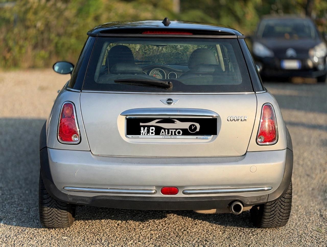 Mini 1.6 16V Cooper Park Lane (119.000KM)