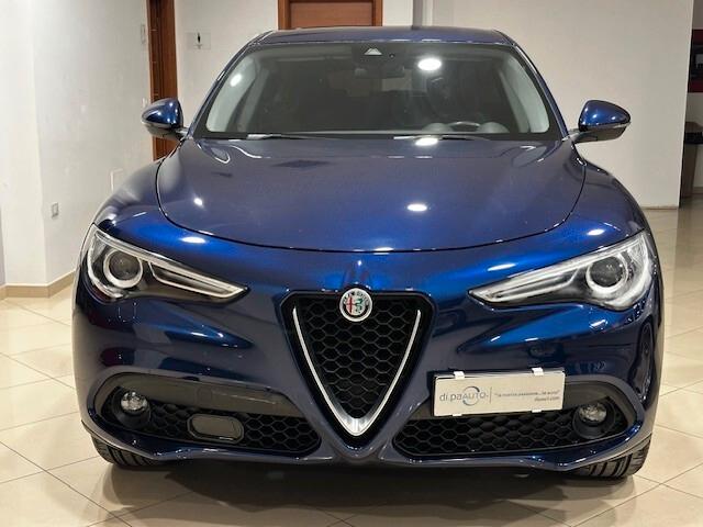 Alfa Romeo Stelvio 2.2 Turbodiesel 180 CV AT8 Q4 Business