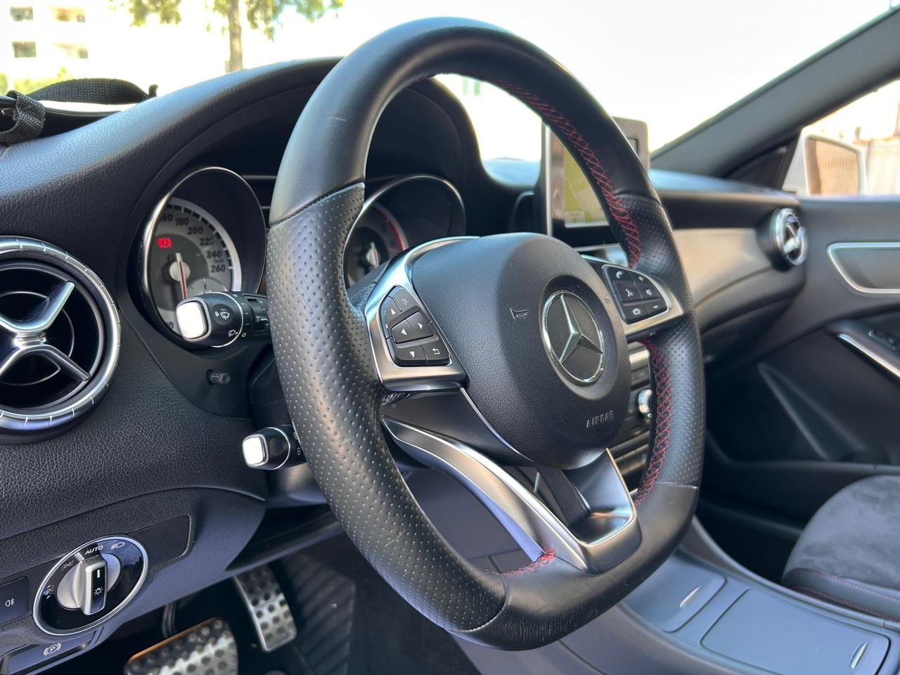 Mercedes-benz CLA 200 AMG