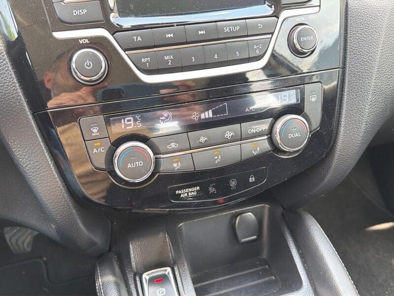 Nissan Qashqai 1.5 dci Tekna 110cv my16