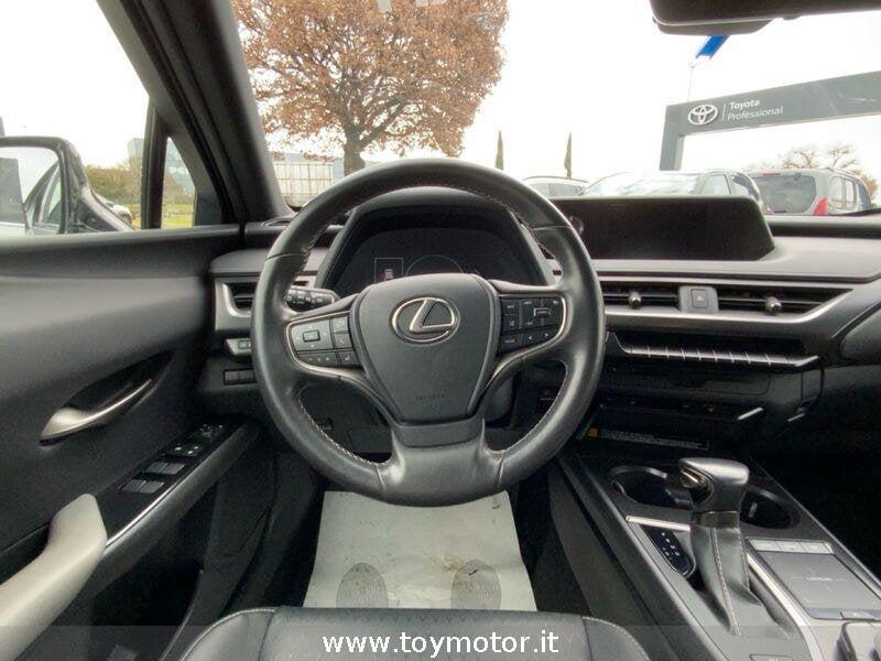 Lexus UX Hybrid Midnight