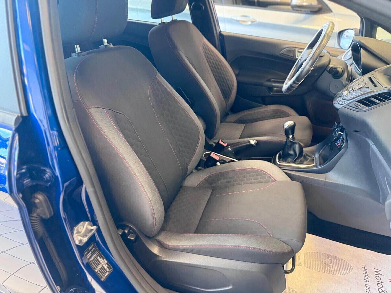 Ford Fiesta 1.5 TDCi 75CV 5 porte ST-Line