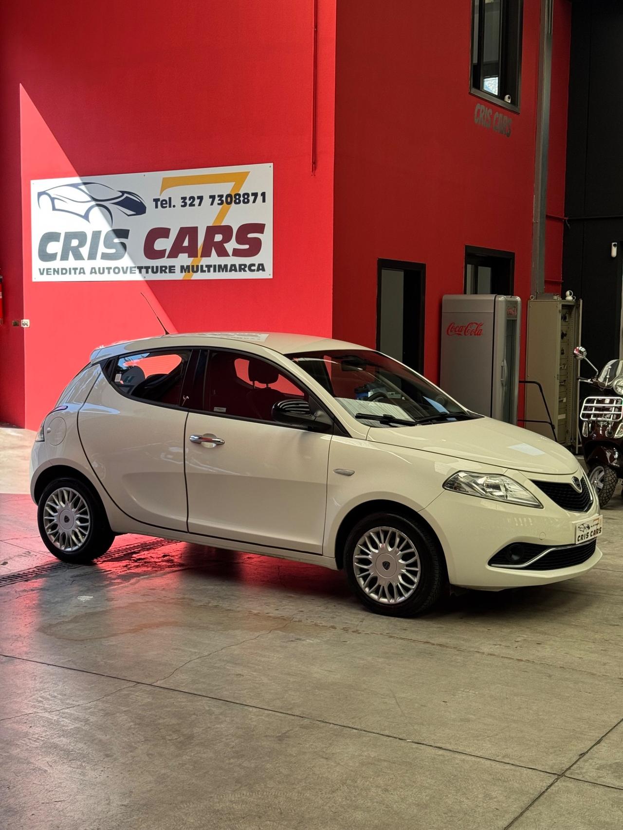 Lancia Ypsilon 1.2 69 CV 5 porte Platinum