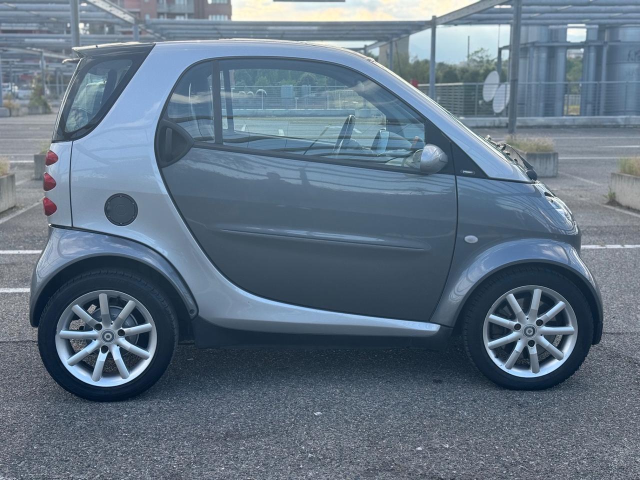 Smart ForTwo 700 coupé pure (45 kW)