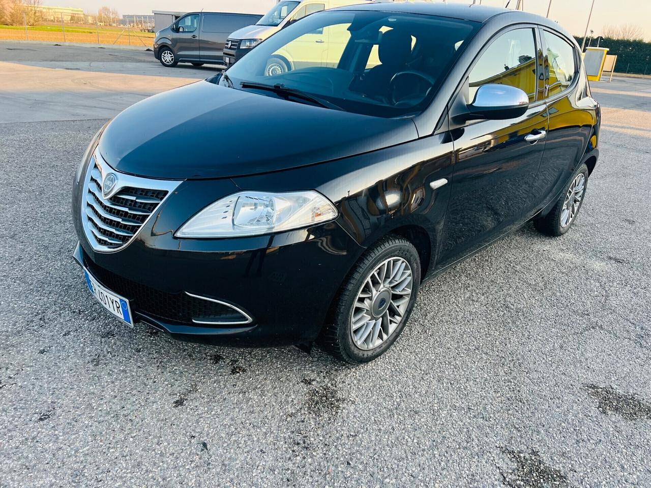 Lancia Ypsilon 1.3 MJT 16V 95 CV 5 porte S&S Platinum