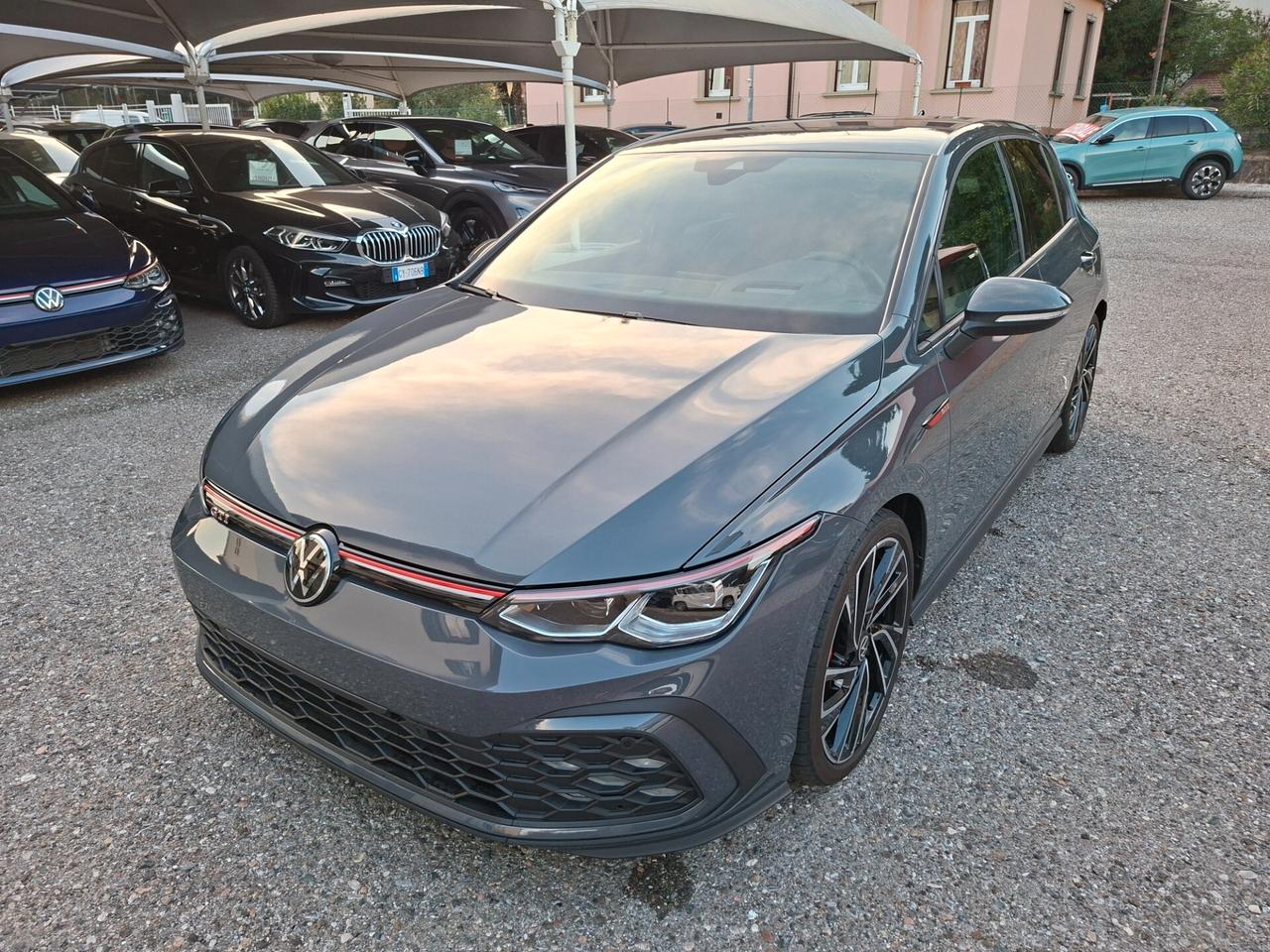 Volkswagen Golf GTI 2.0 TSI DSG