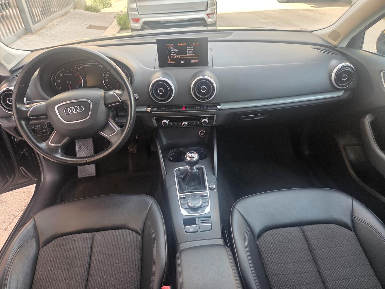 AUDI A3 ANNO 2016 PELLE SENS 1.6 TDI 110 CV KM CERTIFIC