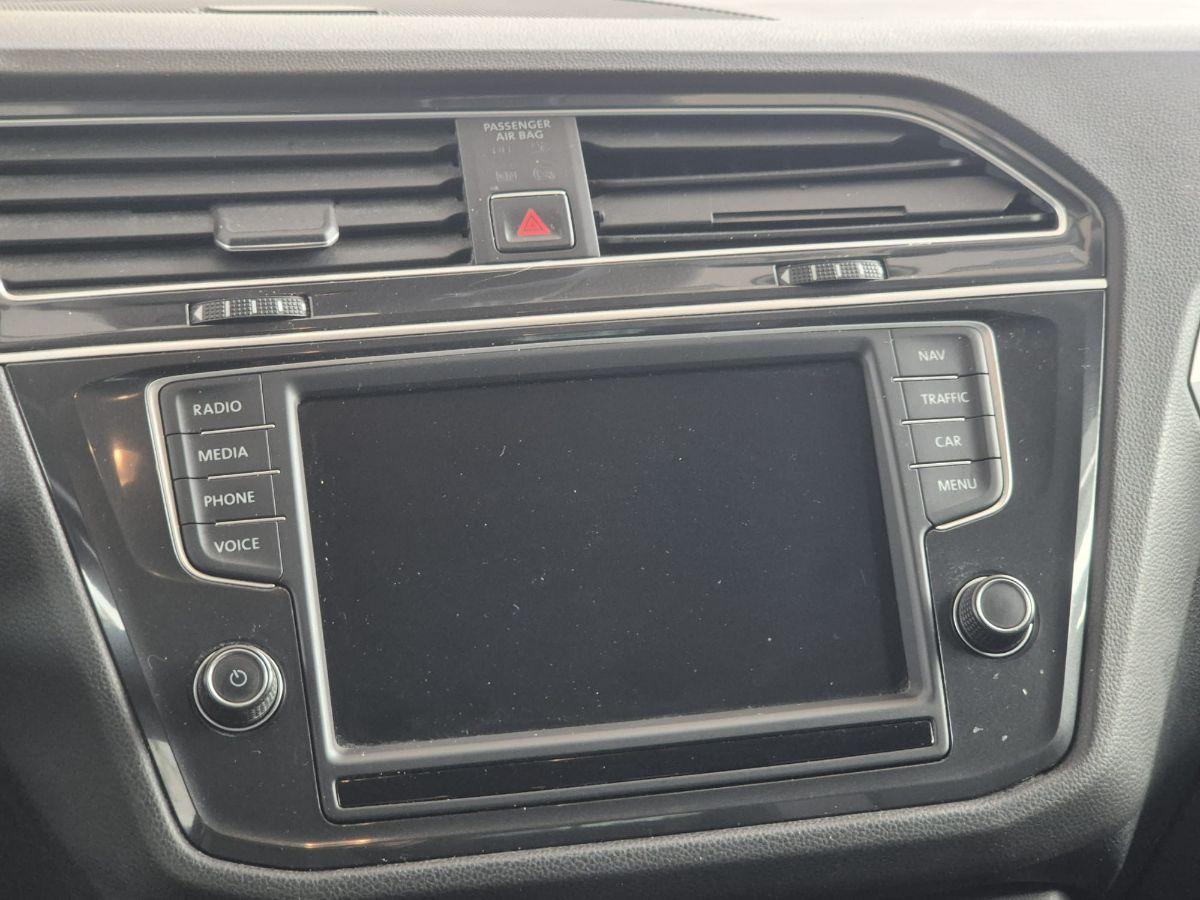 VOLKSWAGEN - Tiguan - 1.6 TDI Business BMT