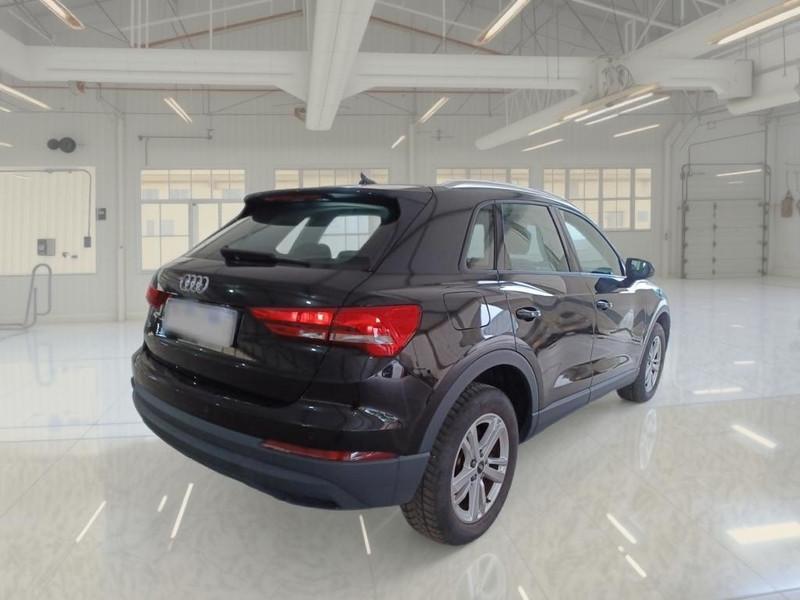 AUDI Q3 45 TFSI E S TRONIC BUSINESS SUV