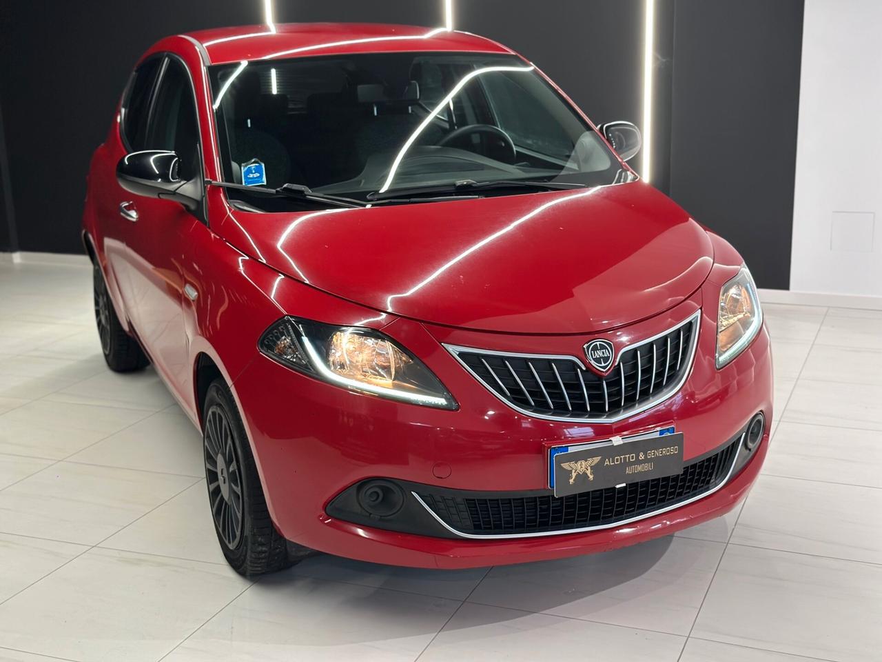 Lancia Ypsilon 1.0 70 CV S&S Hybrid Gold 2022