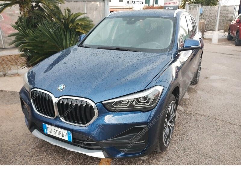 Bmw X1 Xdrive18d 150cv Aut. *FULL OPT.* da VETRiNA