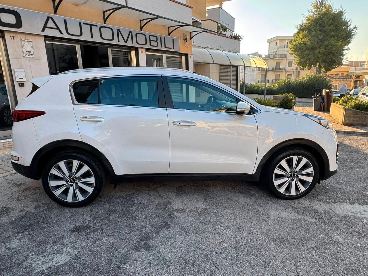 KIA SPORTAGE 1.7 CRDI 115 CV TETTO+CERCHI+RETROCAMERA