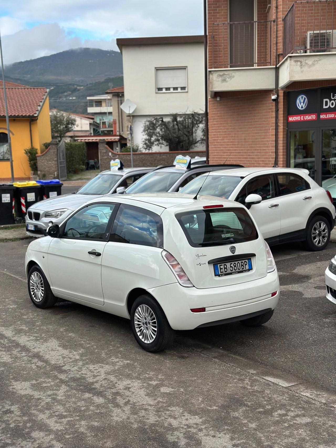 Lancia Ypsilon 1.2 New Oro