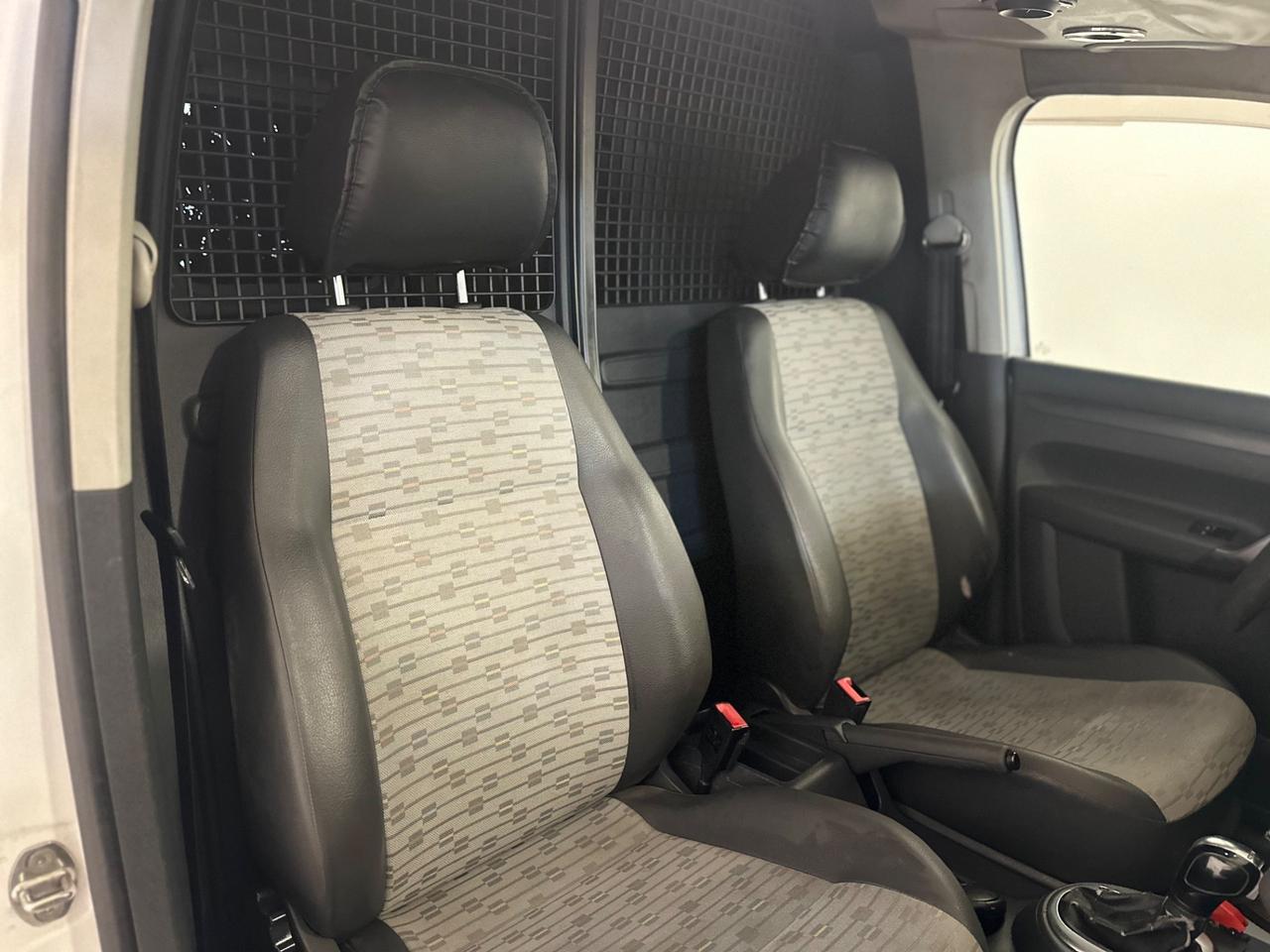 Volkswagen Caddy 1.6 TDI 102 CV DSG 4p. Van