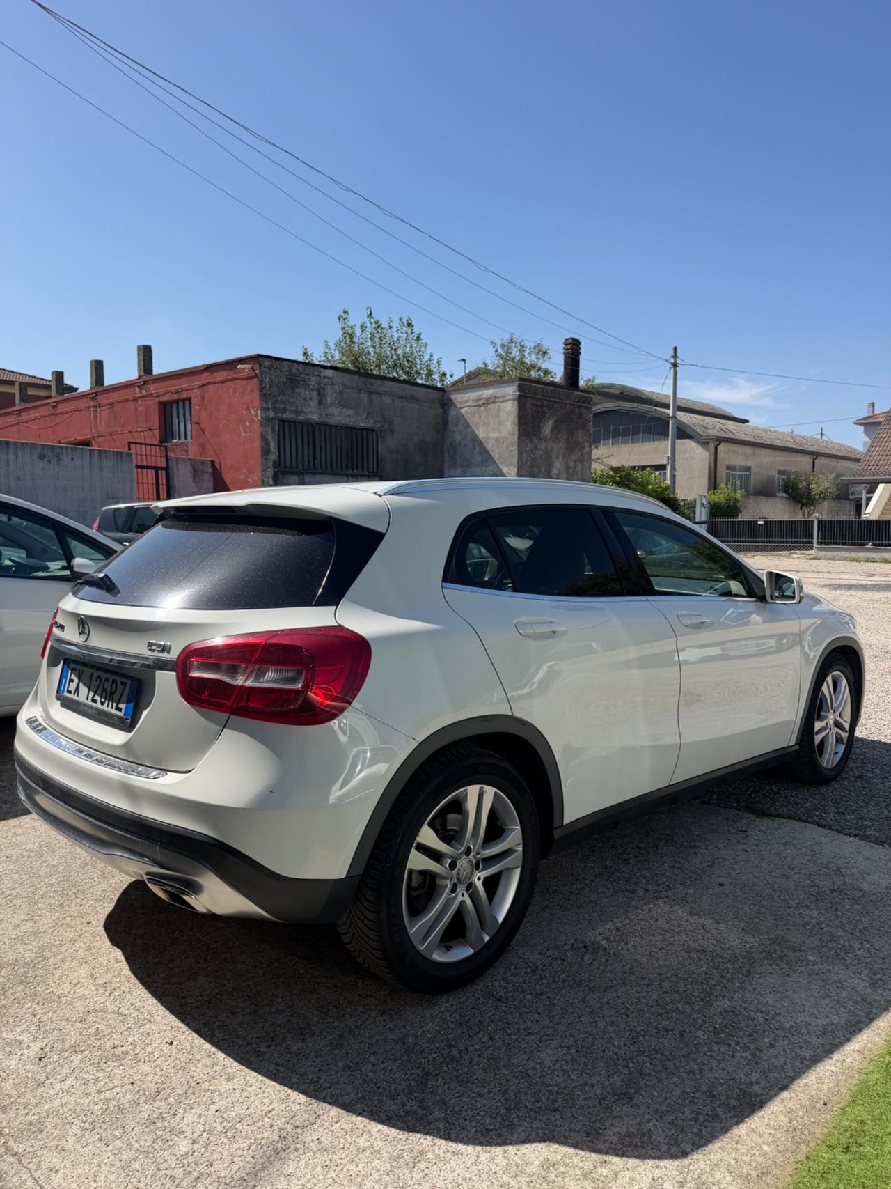 Mercedes-benz GLA 200 CDI Automatic Premium