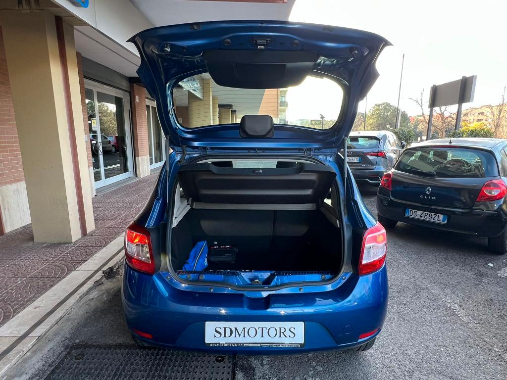 Dacia Sandero 1.2 Laureate Gpl 75cv