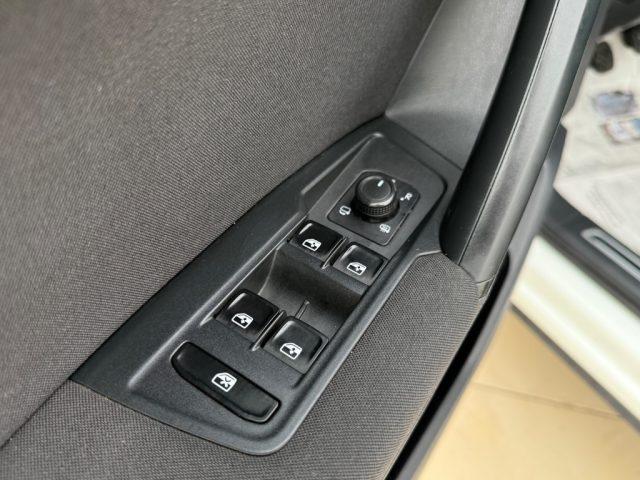 VOLKSWAGEN Tiguan R-LINE DA VETRINA NORD ITALIA