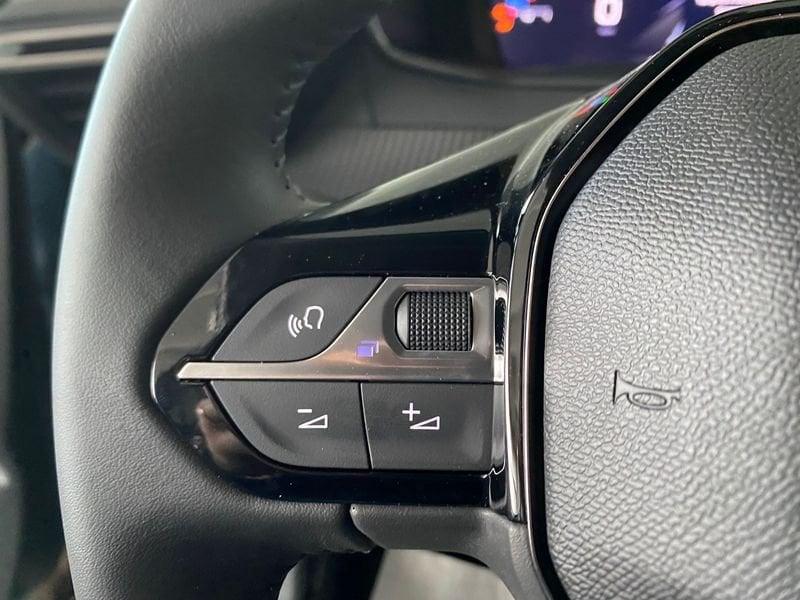 Peugeot 208 Allure PureTech 100 S&S