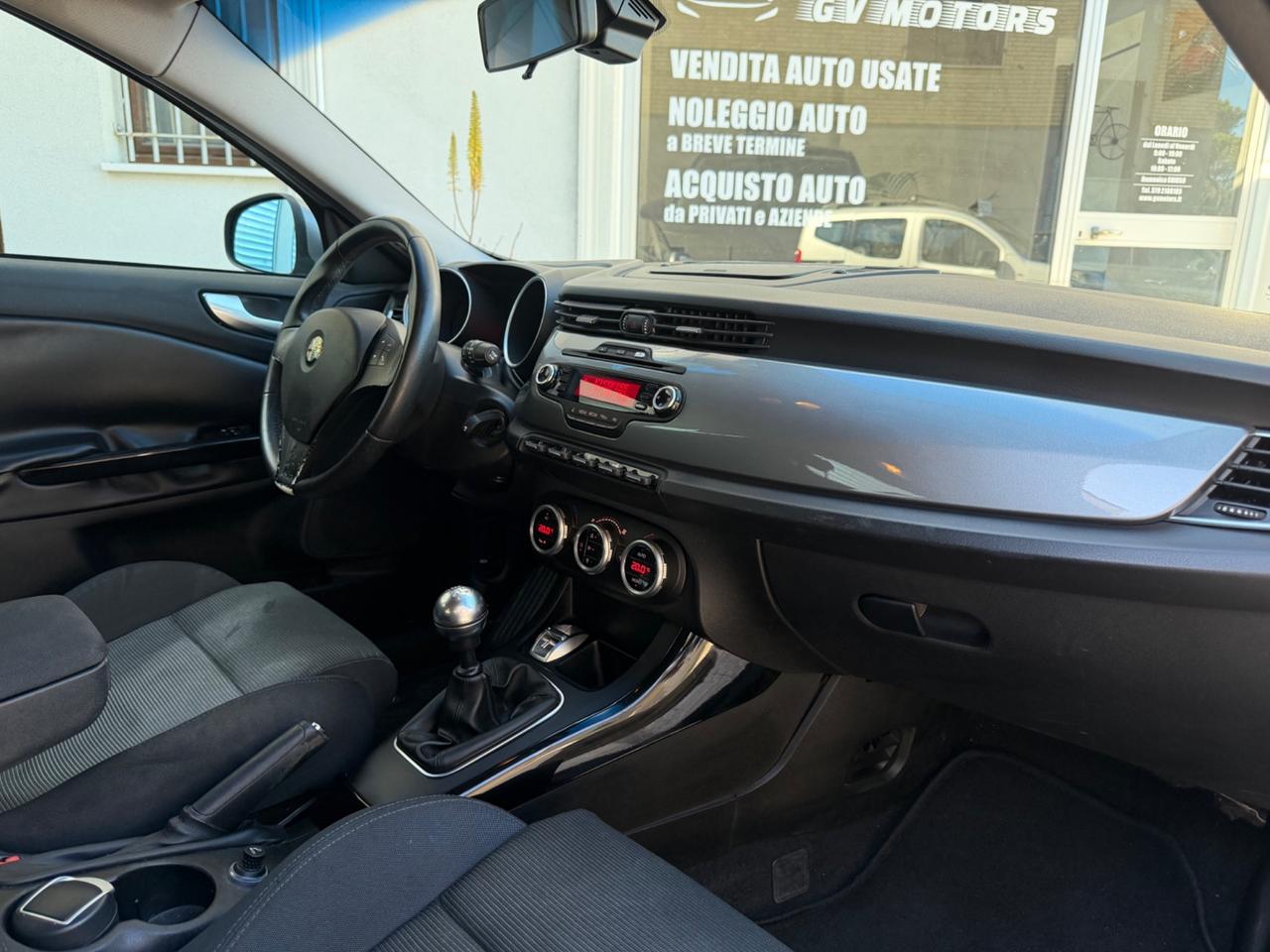 Alfa Romeo Giulietta 1.6 JTDm-2 105 CV Distinctive
