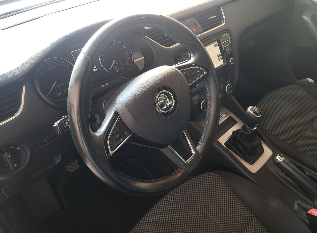Skoda Octavia 1.6 TDI CR 110 CV Wagon Executive
