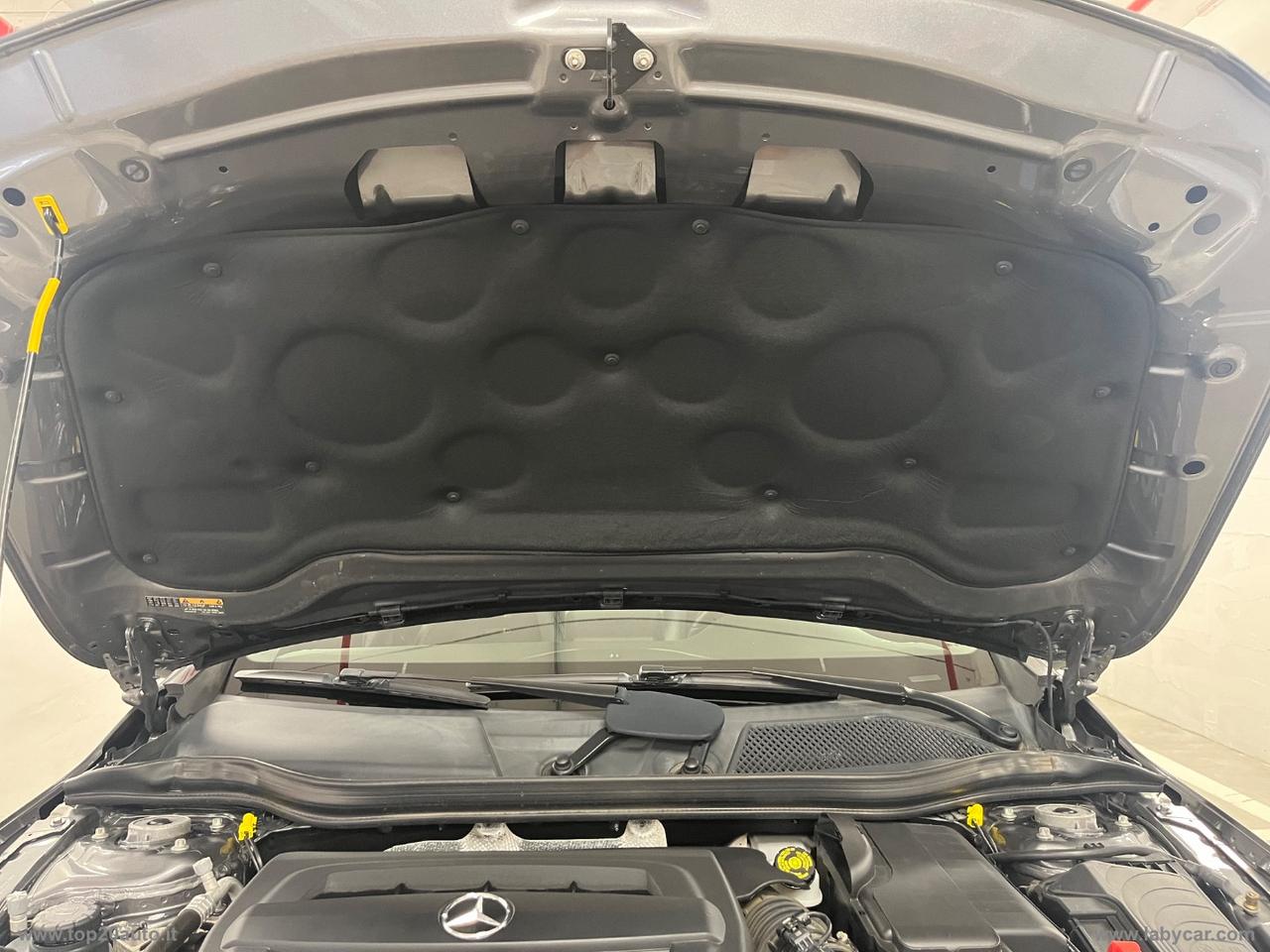 MERCEDES-BENZ GLA 180 CDI Automatic Sport