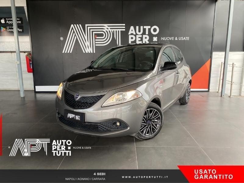 Lancia Ypsilon Ypsilon 1.0 hybrid Silver s&s 70cv